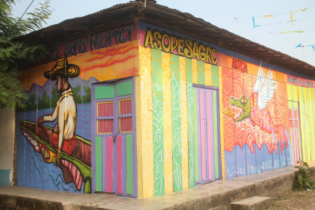 Puerto Patiño: el perfume del consuelo